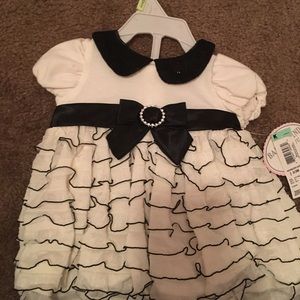 Baby girl special occasions dress